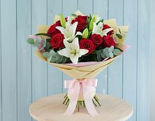Букет цветов из:  Лилии и Розы #REPLACE_PRED# Нудоль