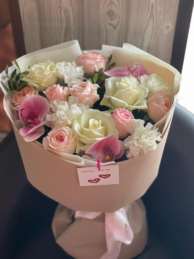 Букет цветов из: Орхидеи, Розы и Гвоздики в Нудоль