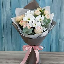 Букет цветов из:  Хризантемы и Розы в Нудоль