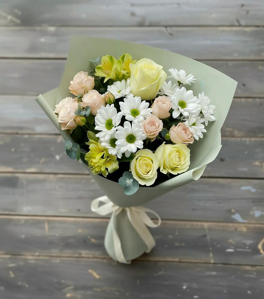Букет цветов из: Альстромерии, Розы и Хризантемы в Нудоль
