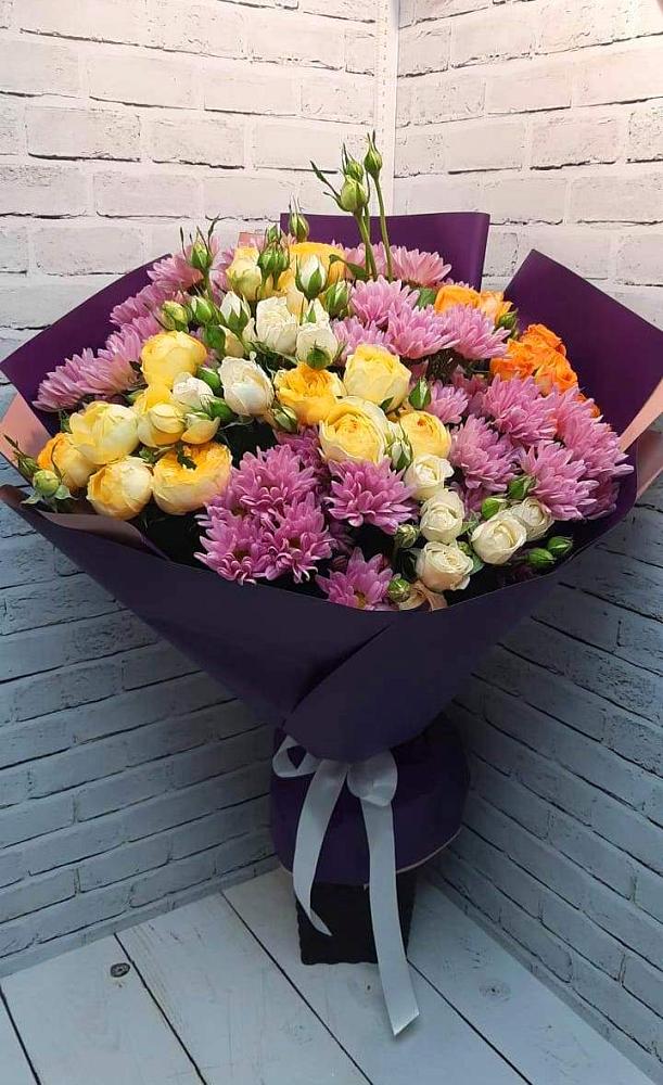 Букет цветов из: Хризантемы и Розы в Нудоль