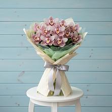 Букет цветов из:  Орхидеи и Розы в Нудоль