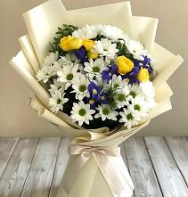 Букет цветов из:  Ирисы, Хризантемы и Розы #REPLACE_PRED# Нудоль