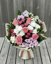 Букет цветов из:  Альстромерии, Гвоздики, Розы и Хризантемы в Нудоль