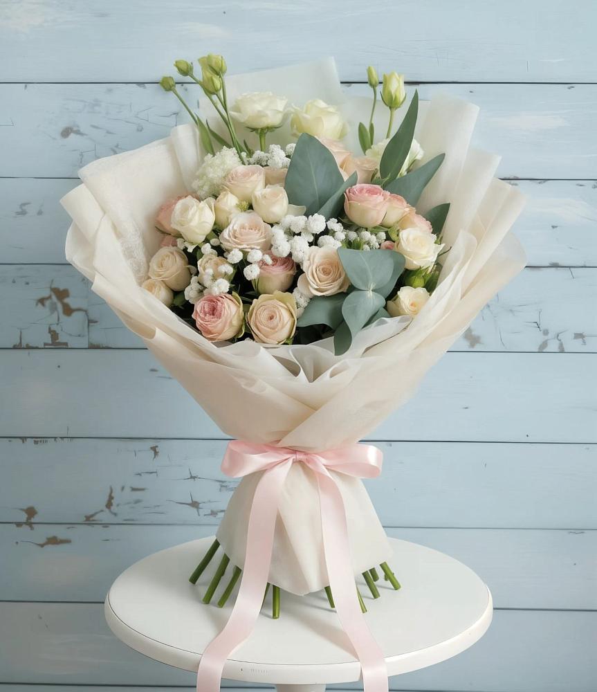 Букет цветов из: Розы и Лизиантусы в Нудоль