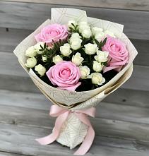 Букет цветов из:  Розы в Нудоль