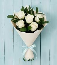 Букет цветов из:  Розы в Нудоль