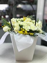 Цветочная композиция из Розы  в Нудоль