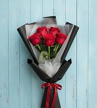 Букет цветов из:  Розы в Нудоль