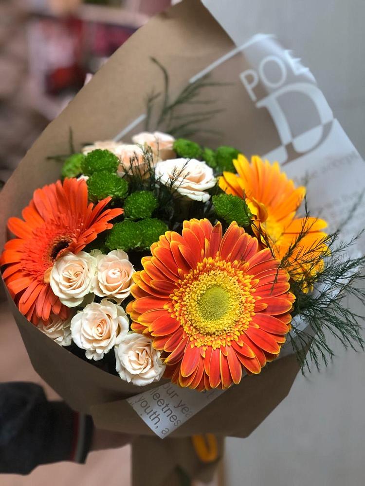 Букет цветов из: Герберы, Хризантемы и Розы в Нудоль