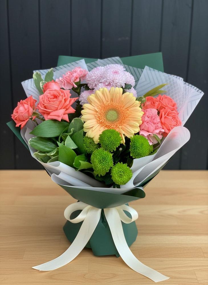 Букет цветов из: Гвоздики, Розы, Герберы и Хризантемы в Нудоль